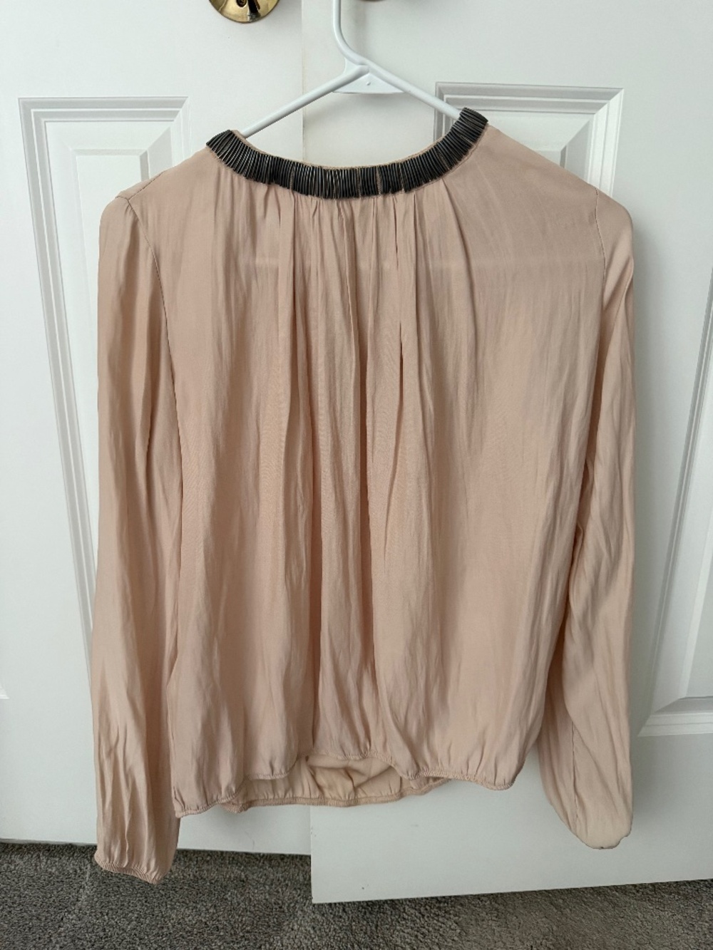 Pullover blouse with gorgeous neck detail UK 8 XS